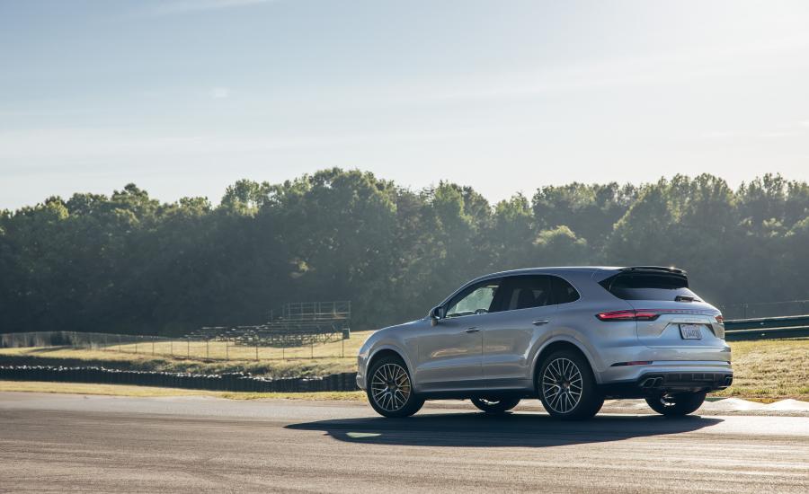  Porsche Cayenne Turbo (PO536) 2018 года  (NA) (фото 5 из 40)
